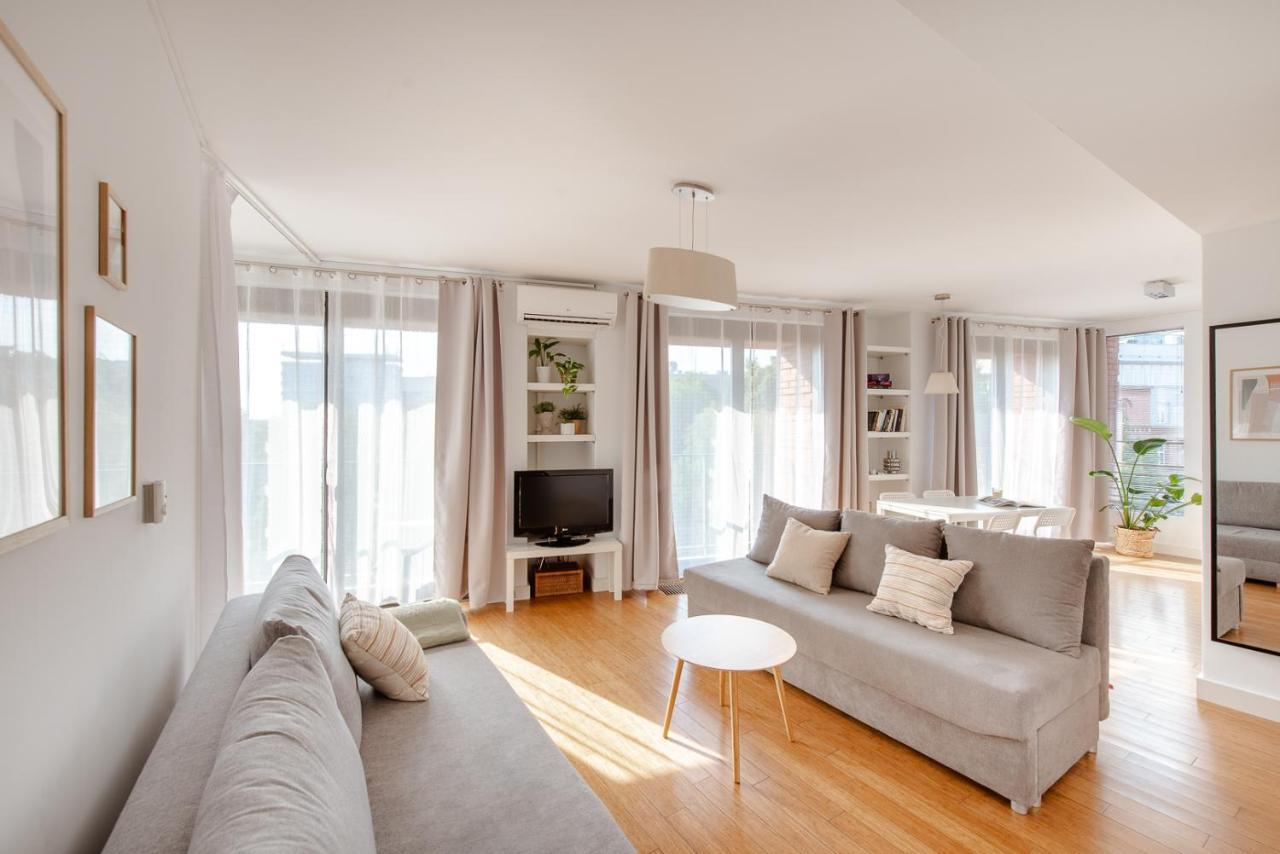 Spacious Apartment Close To Main Station / Galeria Krakowska Exterior foto